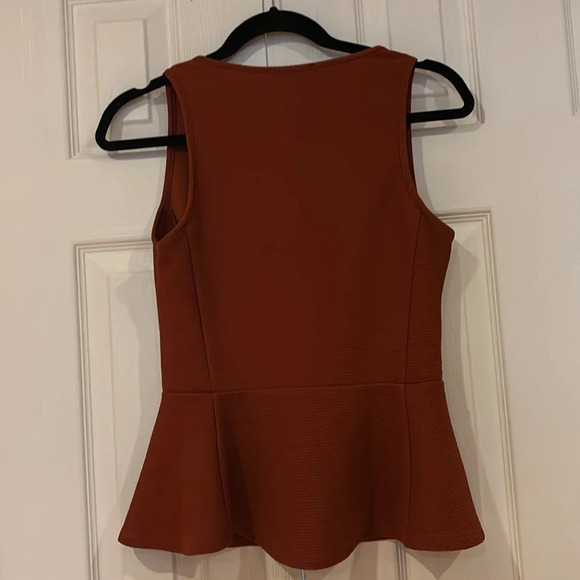 Suzy shier peplum  sleeveless blouse Sz M - Picture 10 of 10